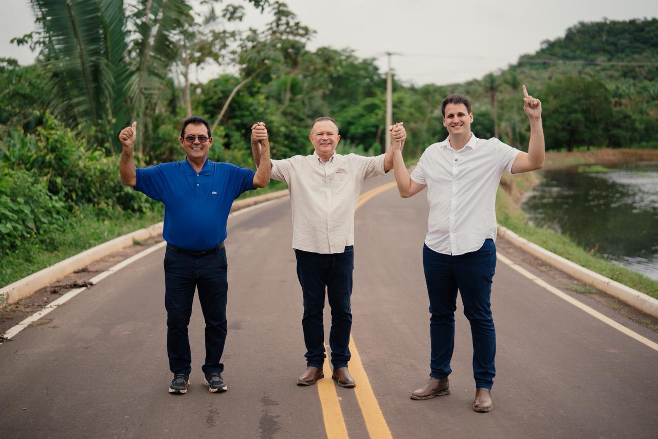 Orleans Brandão reitera compromisso com Presidente Dutra durante entrega de obras e serviços no município