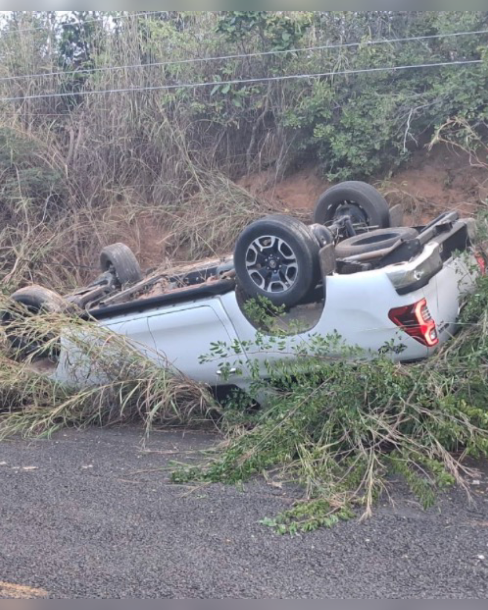 Empresário Zezinho sofre capotamento na estrada entre Matões e Parnarama e escapa sem ferimentos graves