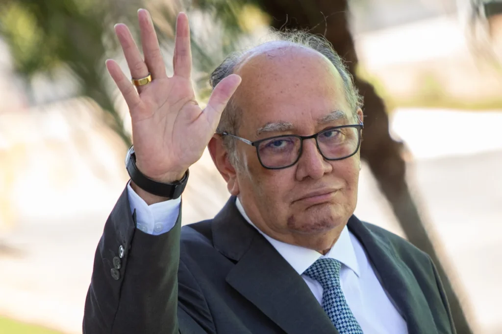 Ministro Gilmar quer barrar delegados da PF nos gabinetes do STF em meio à crise com Mendonça