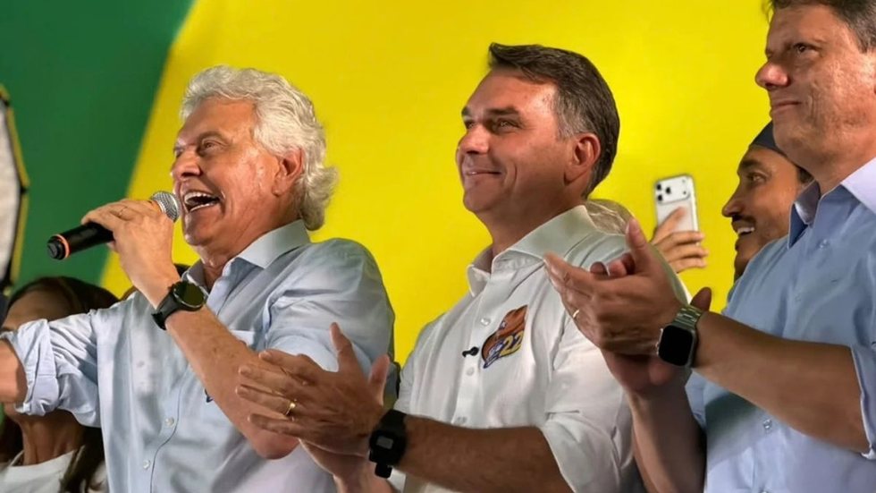 Segundo turno: Caiado declara apoio a Flávio Bolsonaro